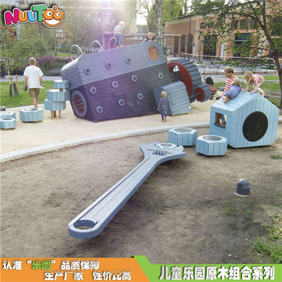 非標景觀木制組合滑梯_樂圖非標游樂