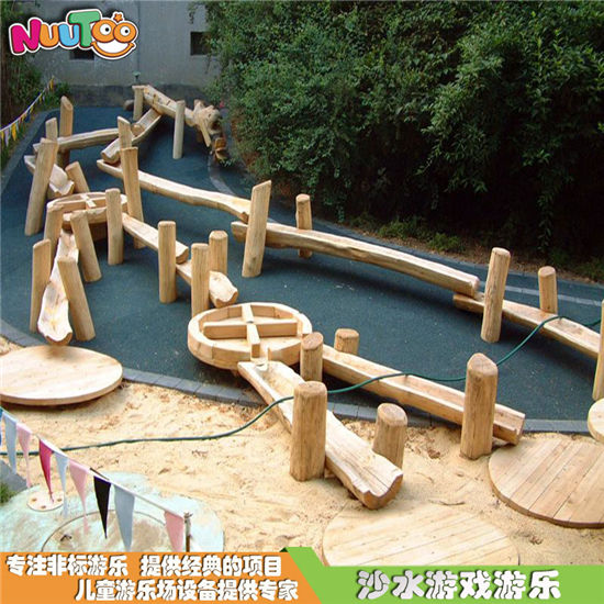 沙水游戲設(shè)備 兒童沙池游樂設(shè)備