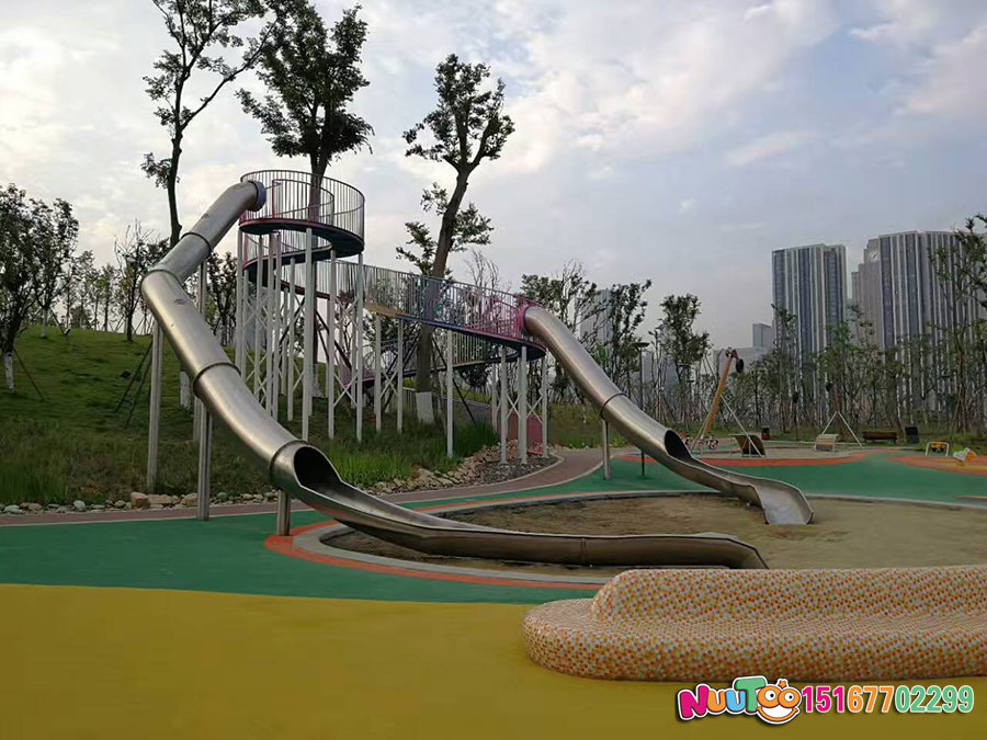 樂圖非標(biāo)游樂+大型爬網(wǎng)+幼兒園戶外玩具-(4) 樂圖非標(biāo)游樂+大型爬網(wǎng)+幼兒園戶外玩具-(4)