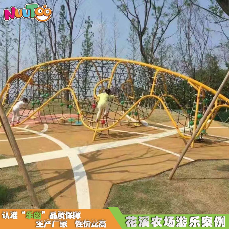 小區(qū)大型室外滑梯價(jià)格是多少錢(qián)？