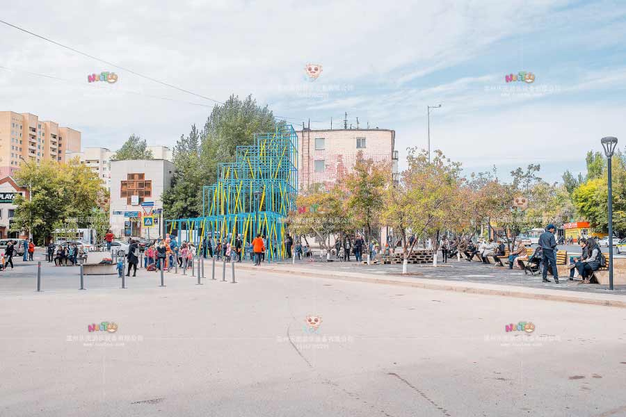 有哪些方法可以了解室外兒童游樂設(shè)備