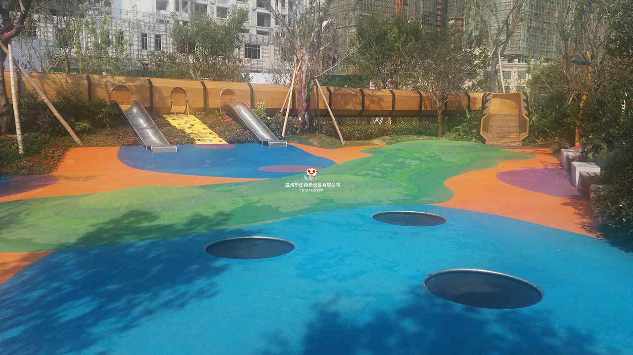 公園戶外無(wú)動(dòng)力游樂(lè)設(shè)備案例在溫州三江立體城落成了！